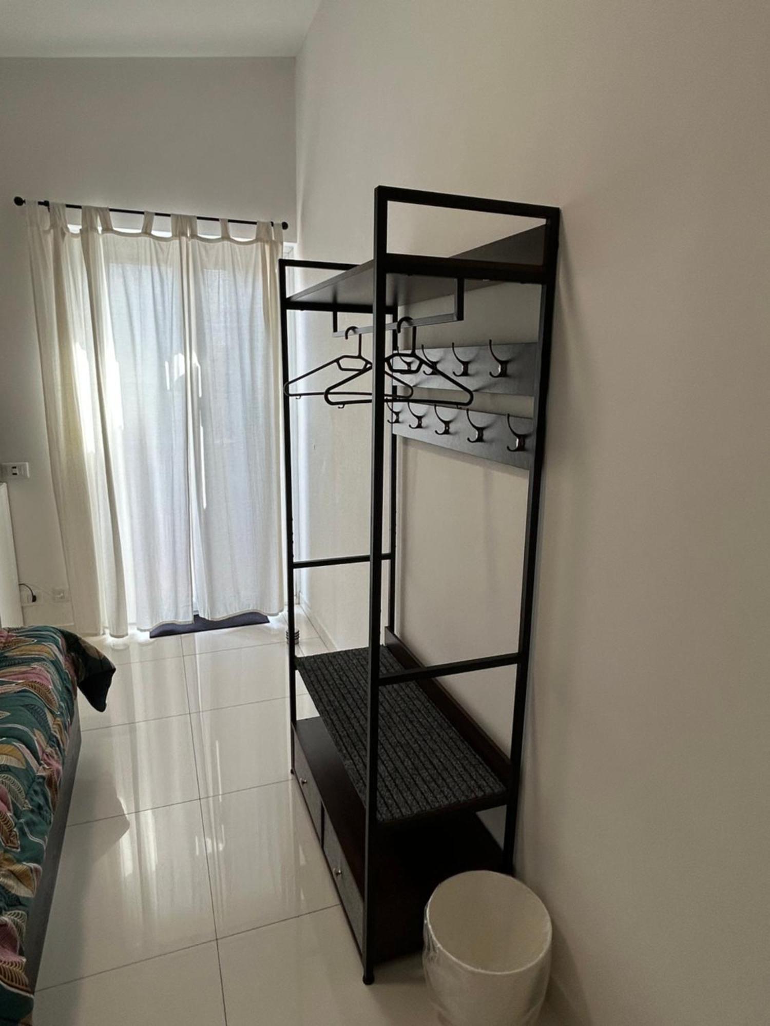 The House Fiera Di Roma Aeroporto Fiumicino Bed & Breakfast Понте Галерия Екстериор снимка